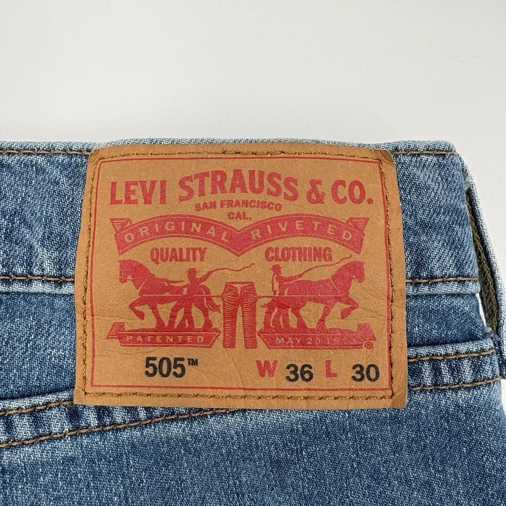 Levi's 505 Mens Jeans 36x30 Regular Fit Straight Leg Blue Denim Denim Pants